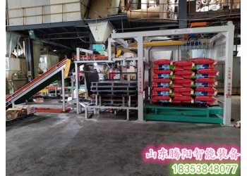 全自動(dòng)碼垛機(jī)的安裝改變了煤炭行業(yè)的工作環(huán)境