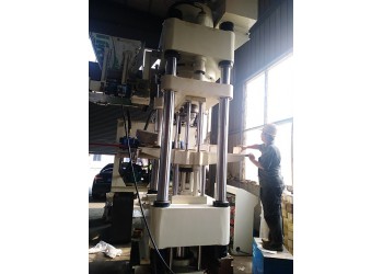 小型家用舔鹽磚機(jī)H自用舔鹽磚機(jī)