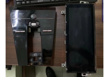 保時(shí)捷 18款卡宴顯示屏 空調(diào)面板 副水壺 剎車盤