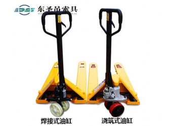 手動(dòng)液壓升高叉車使用時(shí)間延長(zhǎng)方法