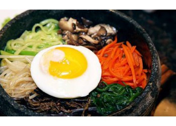 特色加盟店怎么選?喜葵石鍋拌飯值得關(guān)注