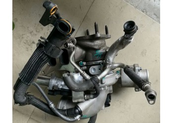 奧迪Q5 16款2.0渦輪增壓器 電子扇 減震器 方向機(jī)