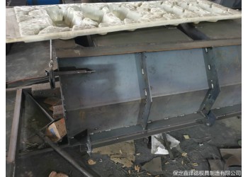 框格護(hù)坡鋼模具工藝精良，生態(tài)框格護(hù)坡模具生產(chǎn)廠家