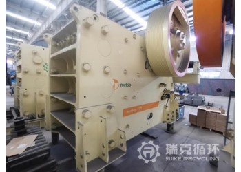 出售二手美卓C125顎式破碎機(jī)一臺(tái)