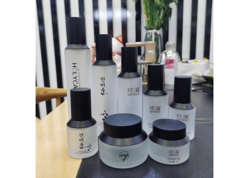 玻璃瓶磨砂加工廠家，玻璃瓶蒙砂加工廠家，玻璃瓶絲印燙金加工廠