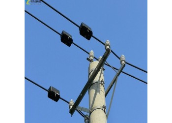 配網(wǎng)分布式行波定位裝置：多節(jié)點(diǎn)聯(lián)動(dòng)，復(fù)雜配網(wǎng)定位無(wú)壓力